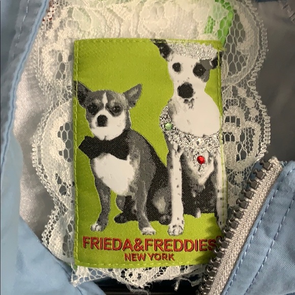 Frieda & Freddie’s jacket - Picture 2 of 3